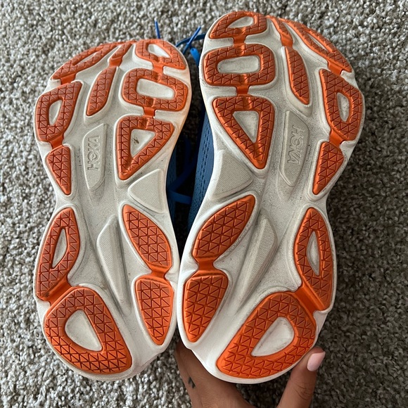 HOKA Bondi8 Sneaker Size 8.5 - Picture 3 of 5